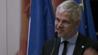 Laurent Wauquiez veut refonder la droite à Saint Cyr sur Loire [upl. by Apfelstadt723]