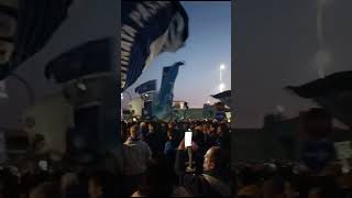 Tifosi impazziti a Zingonia in attesa squadra dopo vittoria 3 a 0 a Napoli 3112024 🖤💙 short [upl. by Lussi]