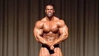 quotMaryland Muscle Machinequot Kevin Levrone Guest Posing in 1992 [upl. by Nimajaneb]