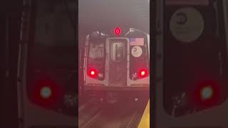 Church Ave bound R160B G train leaving Nassau Ave [upl. by Tavish]