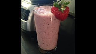 Strawberry Blueberry Smoothie Recipe [upl. by Hara]