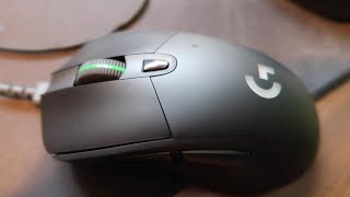 Logitech G703 Lightspeed Wireless Gaming Mouse WHero 25K Sensor PowerPlay Compatible Lightsync RGb [upl. by Einnaf]