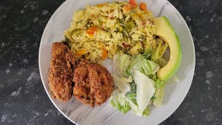 Season rice with fried chicken Jamaican style [upl. by Fleischer712]