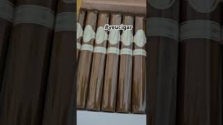 Davidoff Aniversario No 3 hộp 10 6x50  Yêu Cigar [upl. by Ellatsirhc]