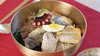 Andong Bibimbap  Traditional Korean Bibimbap with Steamed Fish amp Panfried Vegetables [upl. by Dnalrah]