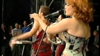 Scissor Sisters  Comfortably Numb  T In The Park 2004 [upl. by Bauske]