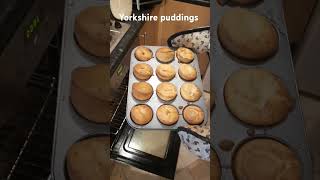 Mmmmm yorkshire puddings foodie food foodlover foodshorts [upl. by Sinnaoi]