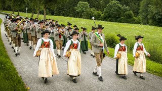 🎶 Marsch durch Thurn mit der Musikkapelle Thurn  Blasmusik in Osttirol [upl. by Enihpesoj167]