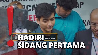 Jalani Sidang Perdana Ria Ricis Sempat Cium Tangan Teuku Ryan [upl. by Jermayne91]