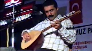 Erdal Erzincan  Ayrılamam Ben O Gül Yüzlü Yardan Zalım Felek  Konser Kaydı [upl. by Yurt483]