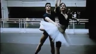 ROBERTO BOLLE and Darcey Bussell Swan Lake Rehearsal [upl. by Eisler]