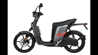 Askol ES2 Evo 22kw 28mph Electric Moped Static Review  GreenMopedscom [upl. by Adonis977]