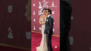 ÁngelaAguilar y ChristianNodal la pareja más esperada de la noche llega a los LatinGRAMMY [upl. by Grissel623]