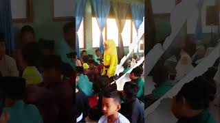 Pertandingan Busana Tema Hikayat Maharaja Sempena Hari Kanak2 Di SK Dato Seri Maharajalela [upl. by Benedix]