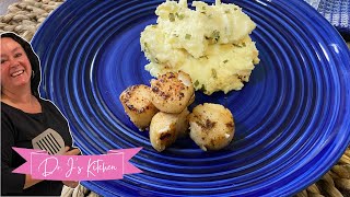 How to Cook Pan Seared Scallops [upl. by Zippel]