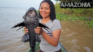 PESQUEI O Peixe HORRÍVEL Que nunca tinha visto PESCA RIBEIRINHA NA AMAZÔNIA [upl. by Gwenn28]