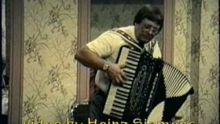 Walter Ostanek 1992 Polka  Waltz Medley Cleveland Style [upl. by Ikaz]