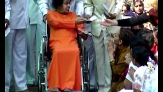 Sathya Sai Baba Miracle  Materialises A Ring [upl. by Percival]