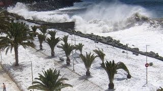 Temporal canarias Olas gigantes 9 metros tormenta canarias nieve canarias olas [upl. by Rudolph]