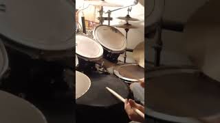 TRADITIONAL GRIP VS GERMAN GRIP🥁drumsdrumsdrumsdrumssuperdrumdrumperformancedrummingdrumplayer [upl. by Jessamyn]