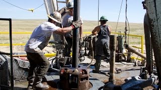 Roughnecks at Work in HD  Drilling Rig Pipe Connection [upl. by Cortney129]