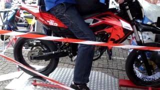 Aprilia sx 50 GP middelharnis [upl. by Ailedamla]