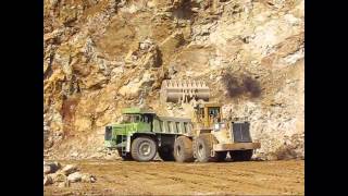 CAT 992C loading Terex 3311E Dump Truck [upl. by Odrautse]