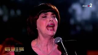 Mireille Mathieu quotAve Mariaquot Notre Dame de Paris Le grand concert [upl. by Ylrebmit]