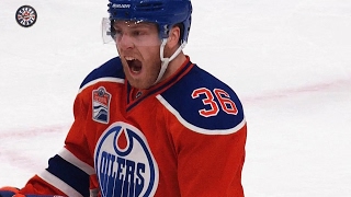 Caggiula slams it home Oilers tie it late in Game 4 [upl. by Danyluk]