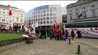 Les producteurs de lait viennent défendre leur bifteck à Bruxelles [upl. by Phoebe]