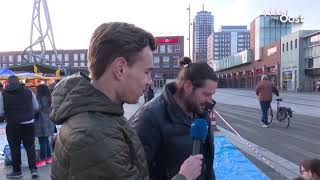 Vroege vogels zoeken het perfecte plekje op de kleedjesmarkt in Zwolle [upl. by Barmen203]