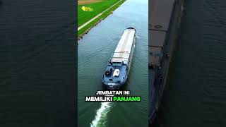 Jembatan Sungai yang mengalir di atas jalan rayashorts [upl. by Ananna]