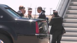 President Obama lands in Marine Corps Air Station Miramar [upl. by Ayotl59]