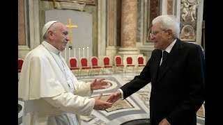 Mattarella assiste alla celebrazione per la Canonizzazione dei Beati Paolo VI e Oscar Romero [upl. by Dottie]