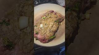 Searing the skirt steak on Iron frying pan [upl. by Kalmick]