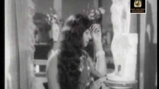 BSaroja Devi in Kadhal Siraghai  Palum Pazhamum [upl. by Smukler173]