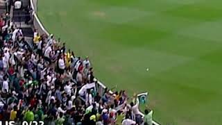 Adam Gilchrist One minute of Sixes [upl. by Agee]