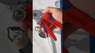 instalación de lámparas en repisa con pinza crimpadora 975514 electricity tips tools diy knipex [upl. by Kingdon]