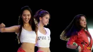 Fancam 100821 SNSD Yoona Dance Battle  SM TOWN Concert 2010 [upl. by Ethel417]