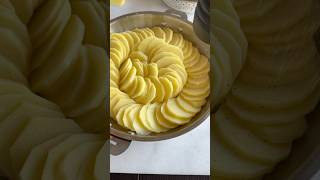 🌿Gratin de pommes de terre à la crème de poireaux au parmesan 🧀 gratin poireaux recettefacile [upl. by Omiseno]