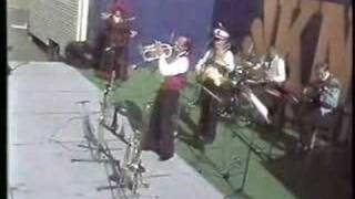 1 Man Playing 2 Trumpets At The Same Time In Harmony [upl. by Body]