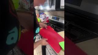 Check out how to flip a HUGE Pancake for my 8 Children 🥞😋 cooking pancake diy mommafloyd viral [upl. by Hanej763]