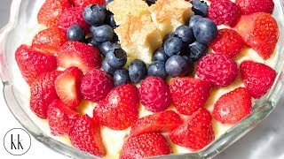 Beeriges Sommer Trifle  Rezept Kochklub [upl. by Akemit]