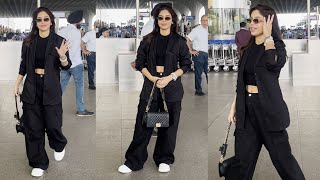 Bhakshak Actress Bhumi Pednekar Spotted At Mumbai Airport [upl. by Notsecnirp]