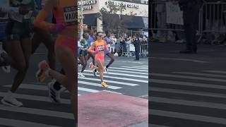 2024 NYC Marathon  Women’s 1st Place Leaders at Mile 175 on 84th St amp 1st Ave NYC [upl. by Drusilla]