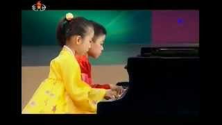 Piano Kim Tae Ho Ri Chi Yeon  Ragtime DPRK [upl. by Barboza]