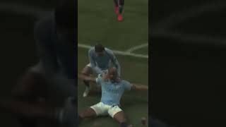 Vincent Kompany Banger against Leicester City soccerlegend [upl. by Eilyw]