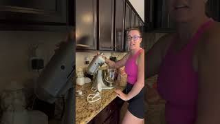 KitchenAid Artisan Series 5 Quart Tilt Head Stand Mixer Review [upl. by Shaughnessy]