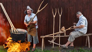 Talented Craftsman Made Wooden Hay Fork With Amazing Skills [upl. by Stafani]