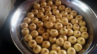 easyroasted almonds cashew Besan laddu 😋😋😋 💁💥 [upl. by Araet]